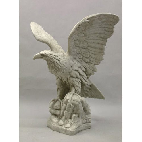 Lifesize Eagle Facing Right Outdoor/Indoor Statue - Bella Statues