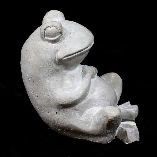 Laid Back Frog 7 Outdoor/Indoor Statue - Bella Statues