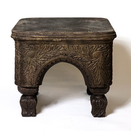 Bedford Stool 15 Outdoor/Indoor Statue - Bella Statues