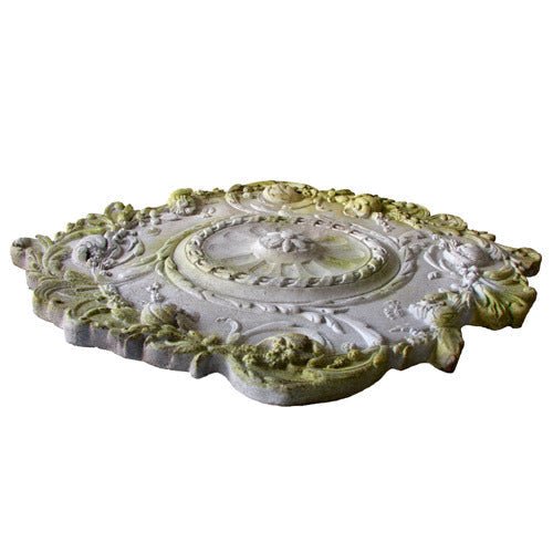 Regal Medallion Outdoor/Indoor Statue - Bella Statues