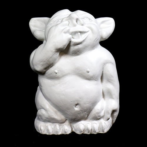 Picc - A - Dilly Nose 15 H Outdoor/Indoor Statue - Bella Statues