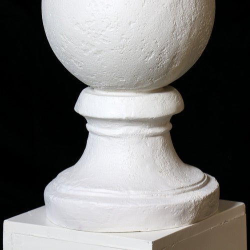 Diaz Finial Outdoor/Indoor Statue - Bella Statues