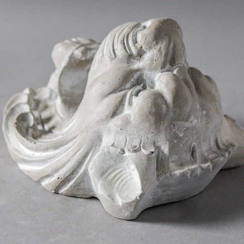 Castle Lion Head Outdoor/Indoor Statue - Bella Statues