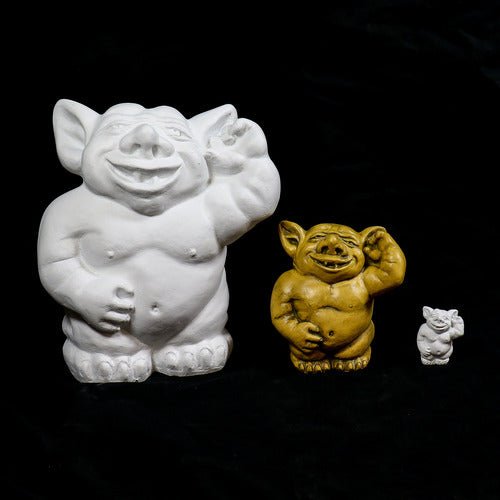 Picc - A - Dilly Ear 8 Outdoor/Indoor Statue - Bella Statues