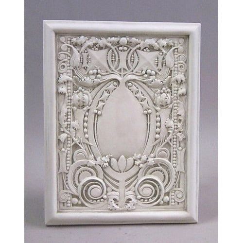 Sullivan Frieze Outdoor (24-Inch)