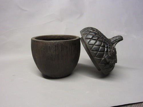 Acorn Planter Outdoor/Indoor Statue - Bella Statues
