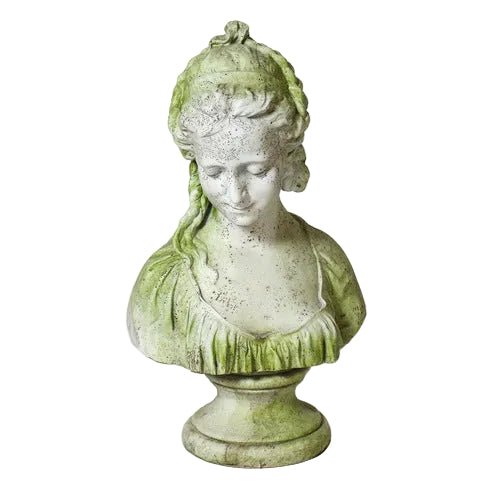 Attiret Bust Display Decor (22 - Inch) Side View