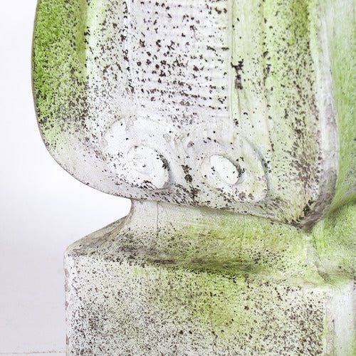 Citti Pedestal Statue (27 - Inch) Side Angle