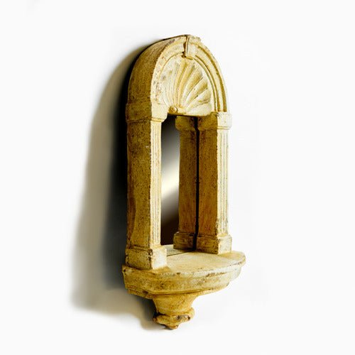 Classical Niche Garden Mirror Outdoor (22 - Inch) Side View