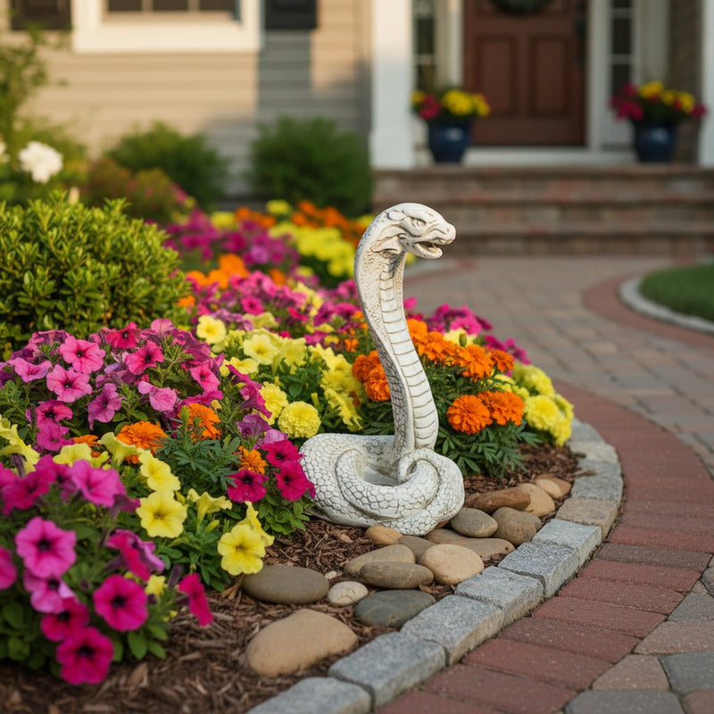 Cobra Garden Statue (16.5-Inch)