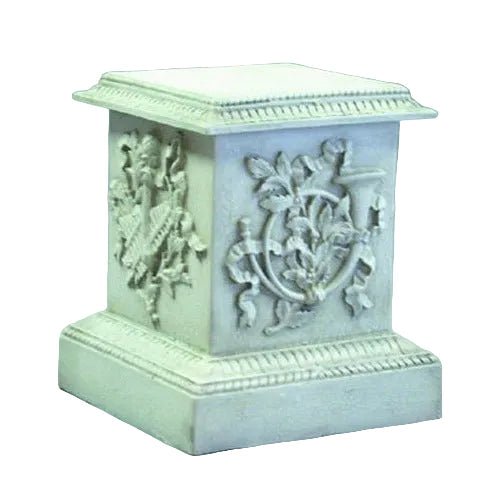 Decorative Horn Pedestal Statue (23 - Inch)