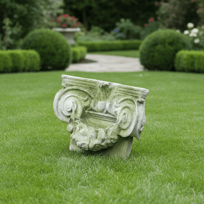 Della Robbia Outdoor Statue (12 - Inch) Side Angle