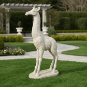 Giraffe Garden Statue (51-Inch)