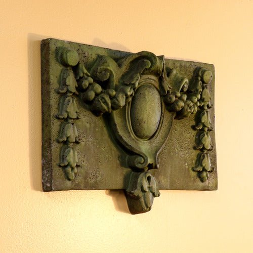 Hilton Remnant Outdoor Plaque (20.0 - Inch) Other Angle