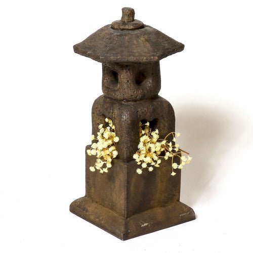 Lantern House Outdoor Statue (16 - Inch)