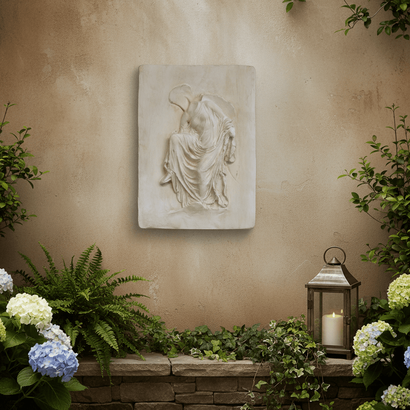 Nike Plaque (13.0 - Inch) Side Angle