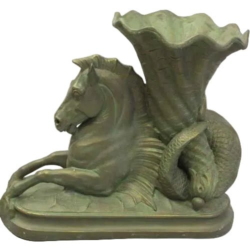 Seahorse Garden Statue (29-Inch)